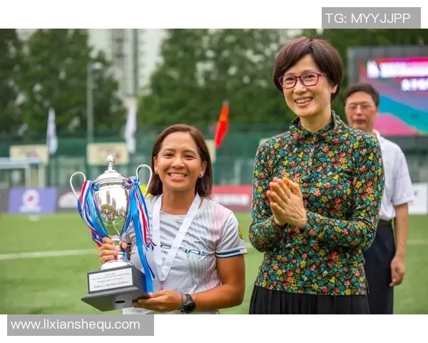 杭州飞盘队的阵地战解析与发展趋势探讨 杭州飞盘队的阵地战解析与发展趋势探讨